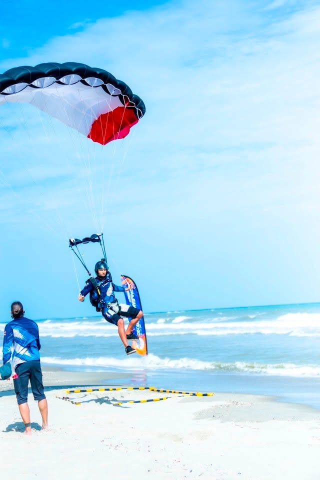Fun Jumps: Independent Skydiving Experience for Licensed Skydivers